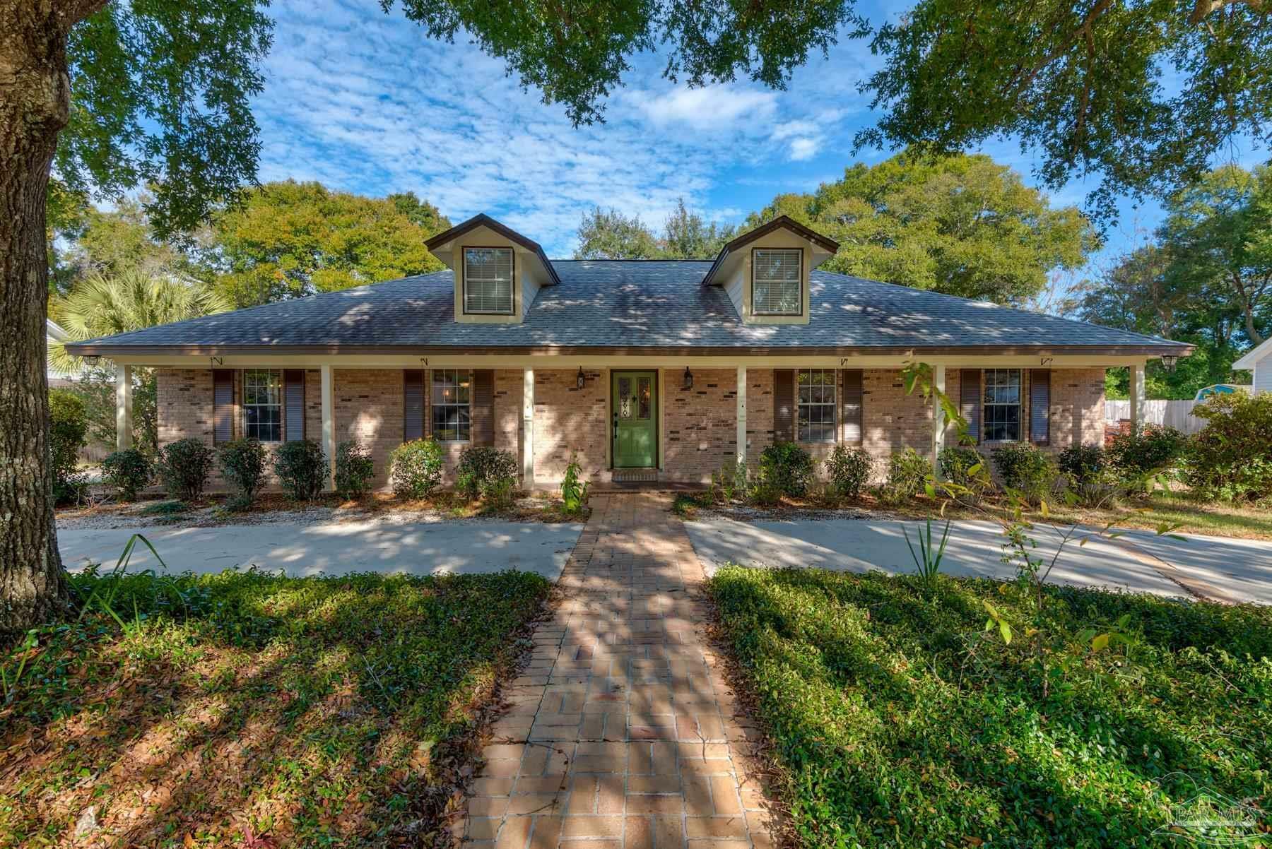 Property Photo: 2640 Semoran Dr FL 32503