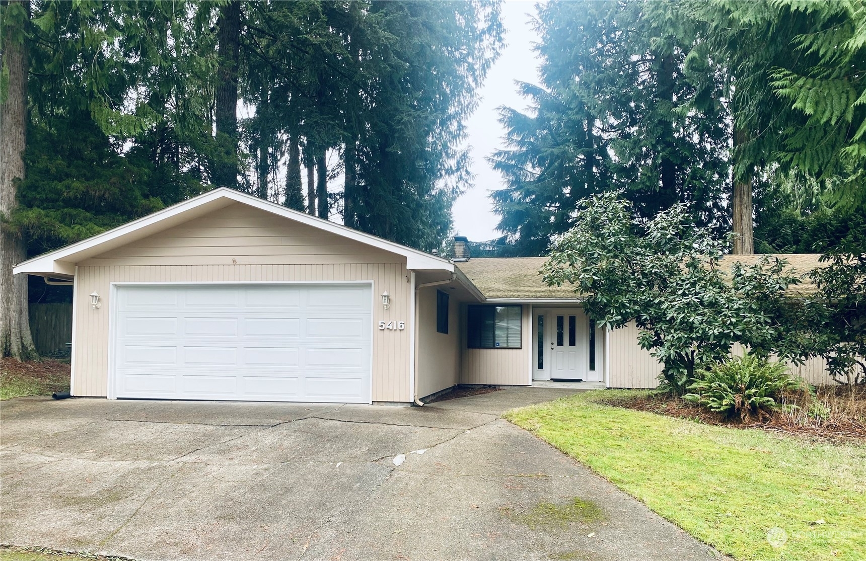 Property Photo:  5416  Donnelly Drive SE  WA 98501 