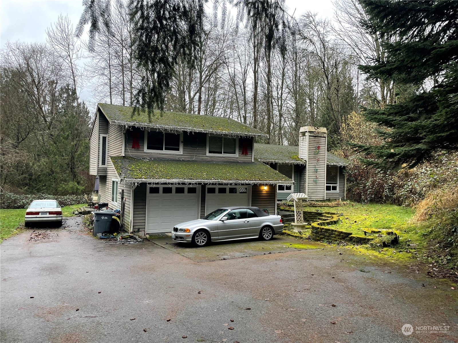 Property Photo:  19511  Church Lake Road E  WA 98391 