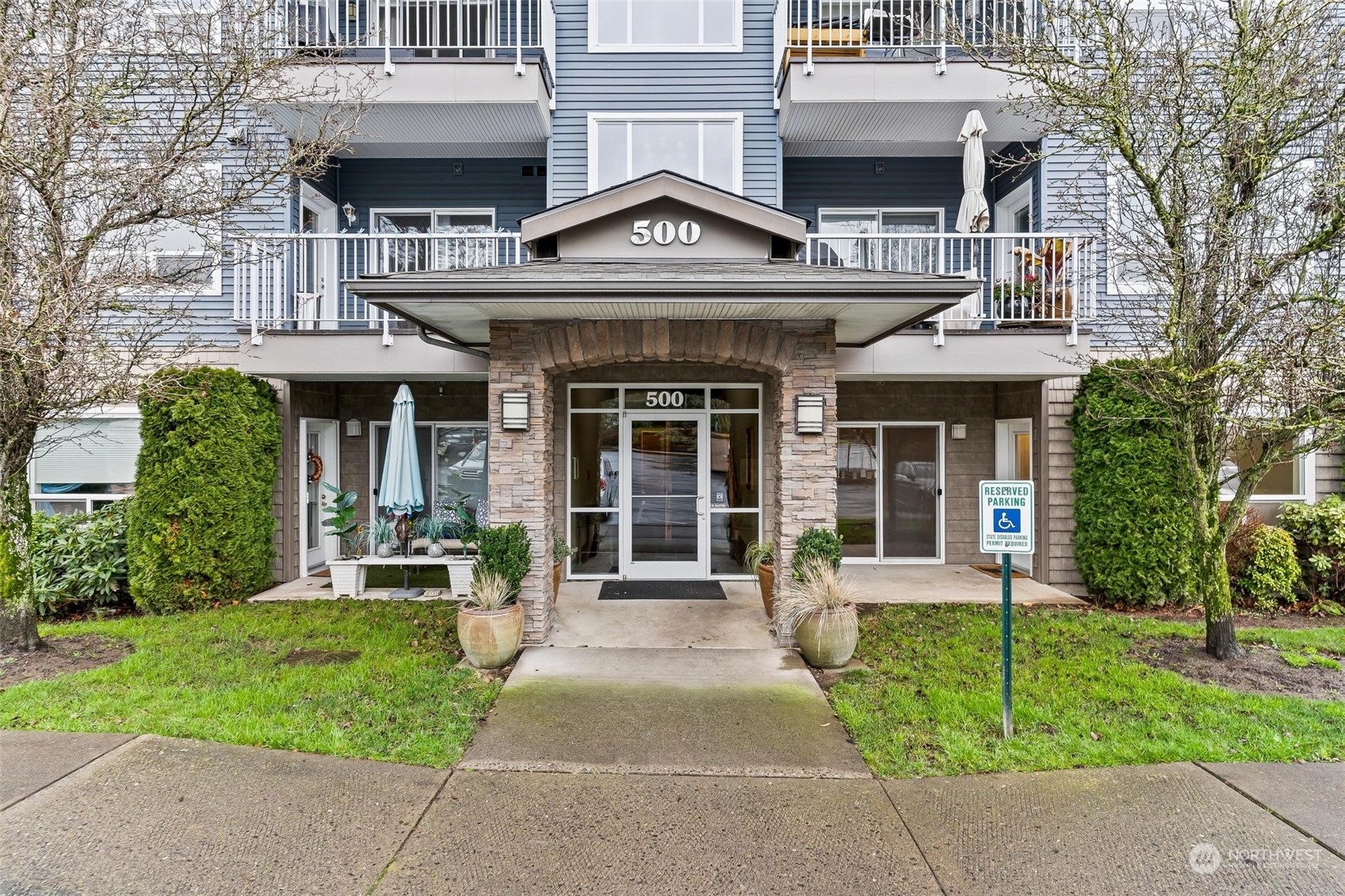 Property Photo:  500  Darby Drive 104  WA 98226 