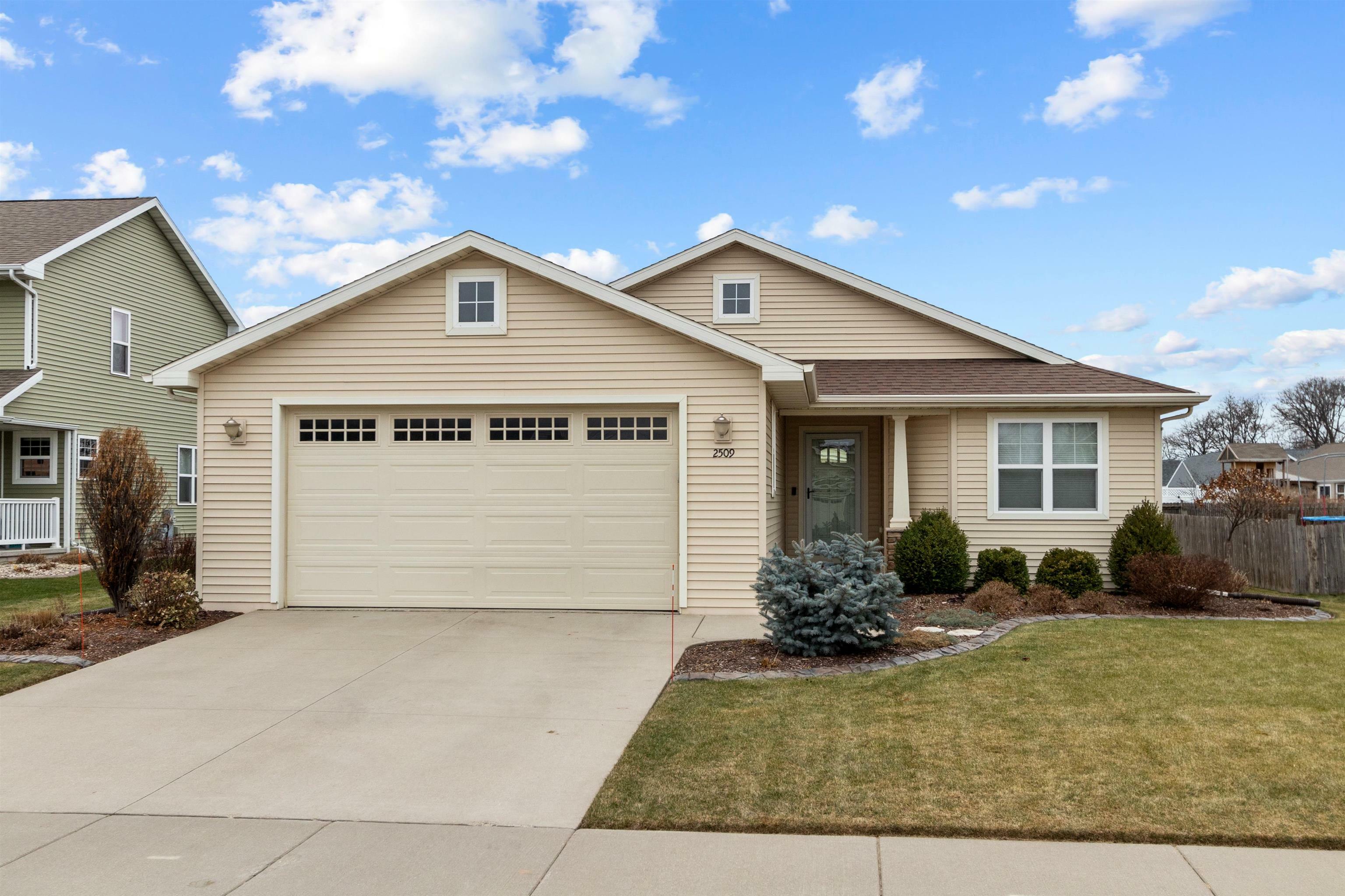 2509 Marathon Avenue  Neenah WI 54956-5079 photo