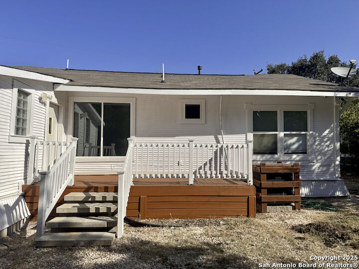 Property Photo:  310 Aransas Ave  TX 78210 