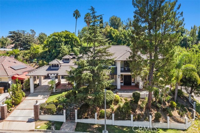 Property Photo: 448 Moderno Place CA 92835