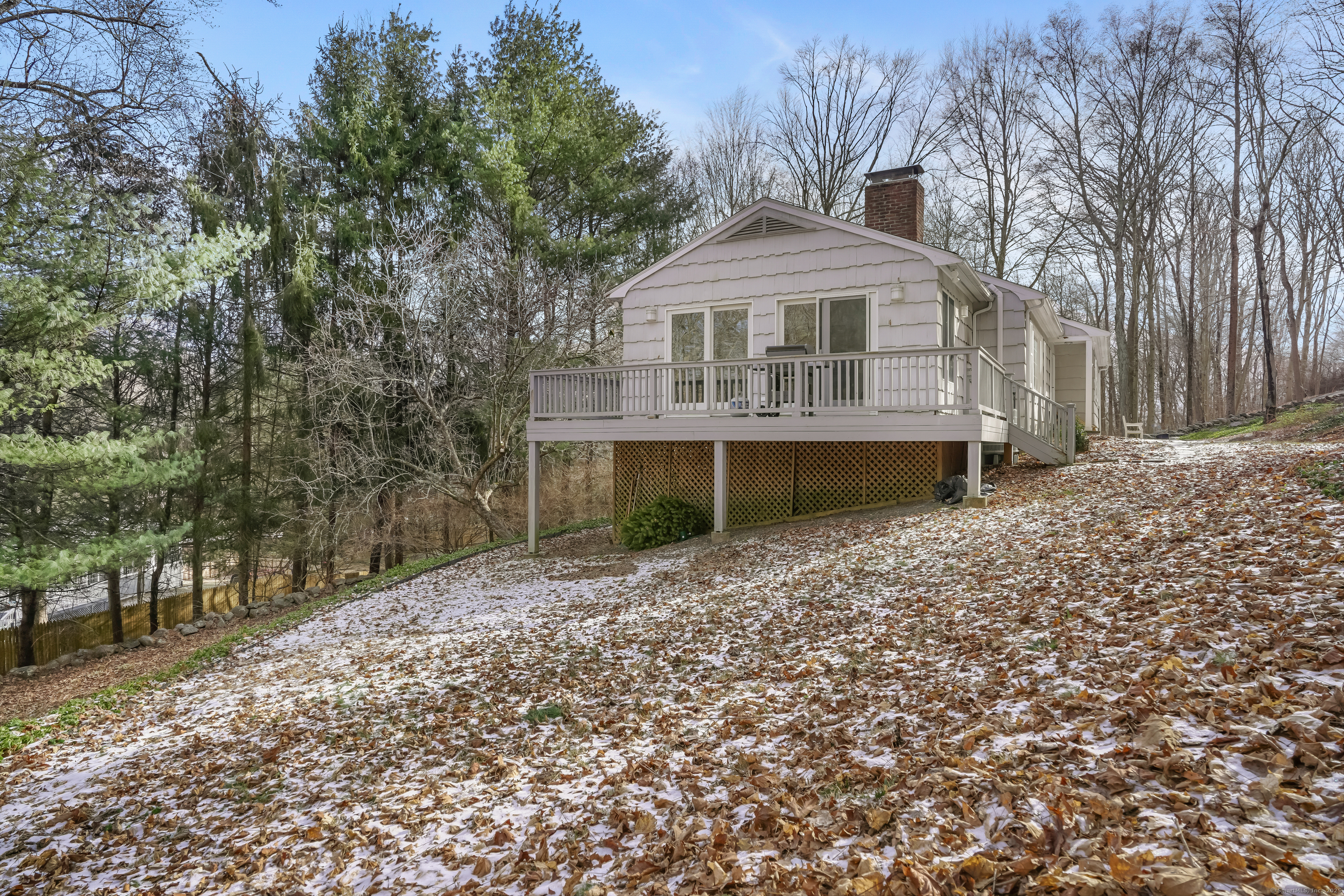 Property Photo:  130 Rivergate Drive  CT 06897 