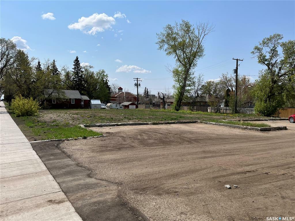 Property Photo:  1441 102nd Street  SK S9A 1G6 