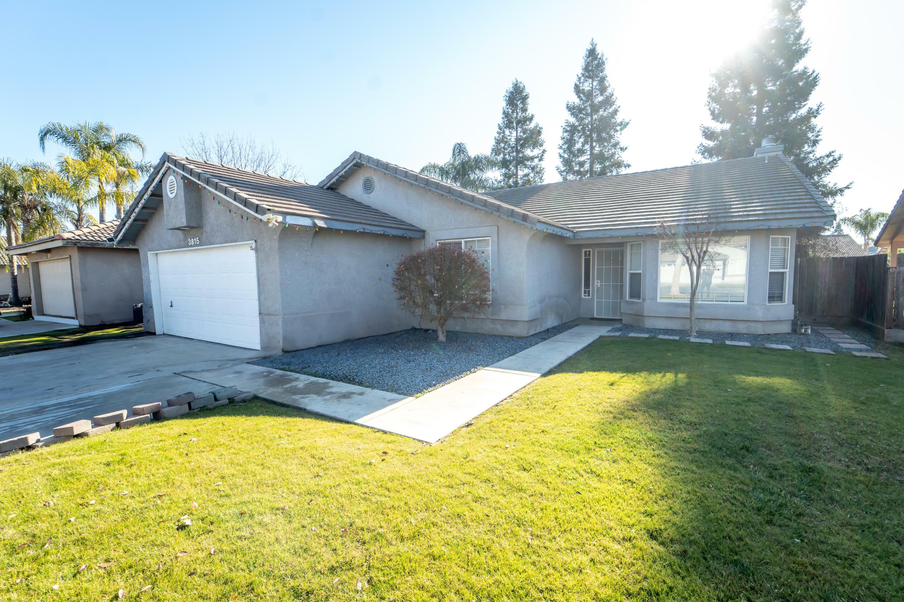 Property Photo:  3815 E Four Creeks Court  CA 93292 