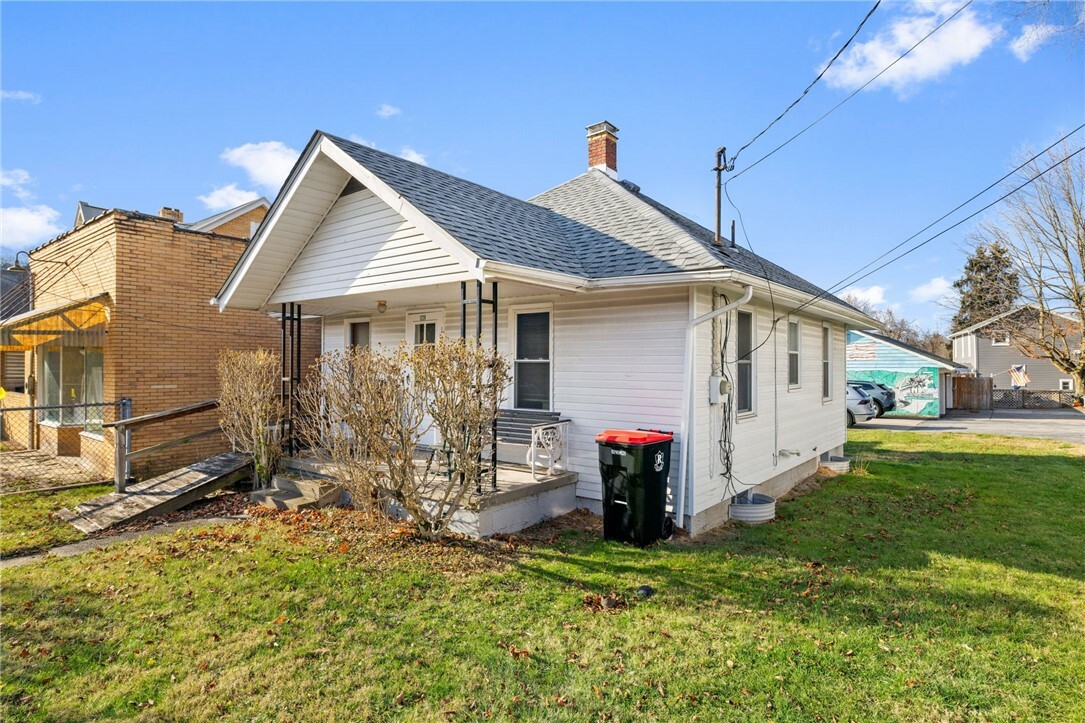 Property Photo: 1228 Lewis Ave PA 15108