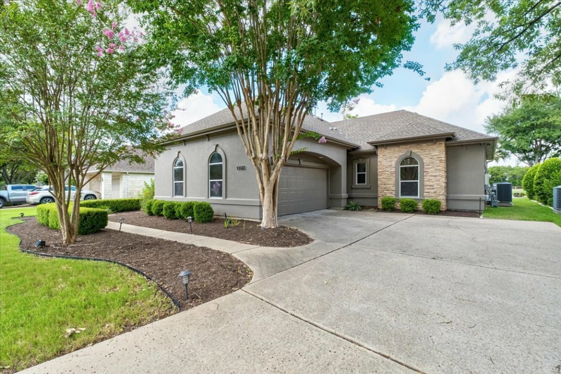 Property Photo: 10932 River Plantation Drive TX 78747