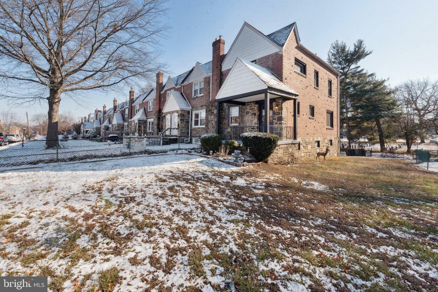 Property Photo:  2372 Highland Avenue  PA 19026 