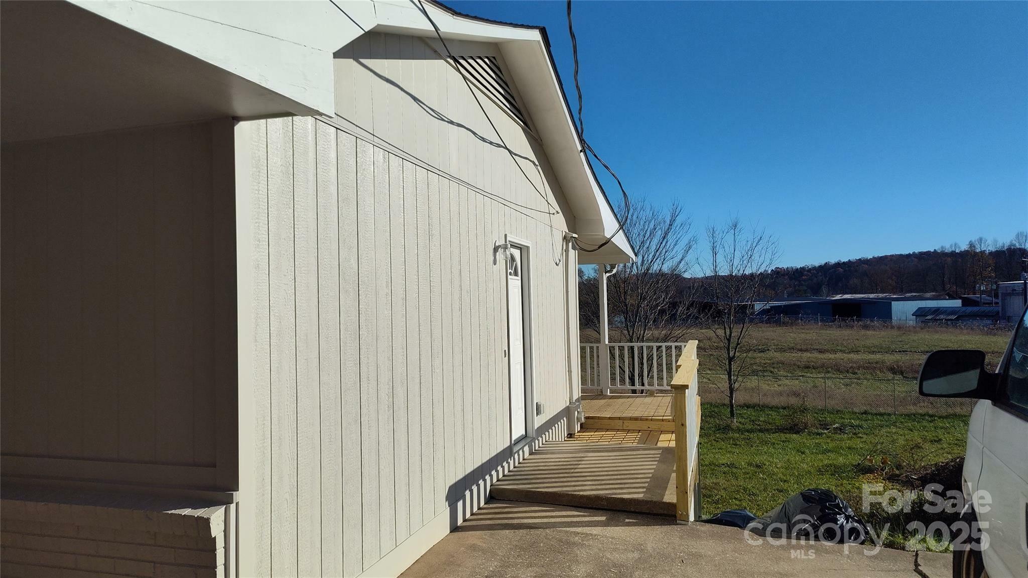 Property Photo:  5815 Old Greenlee Road  NC 28751 