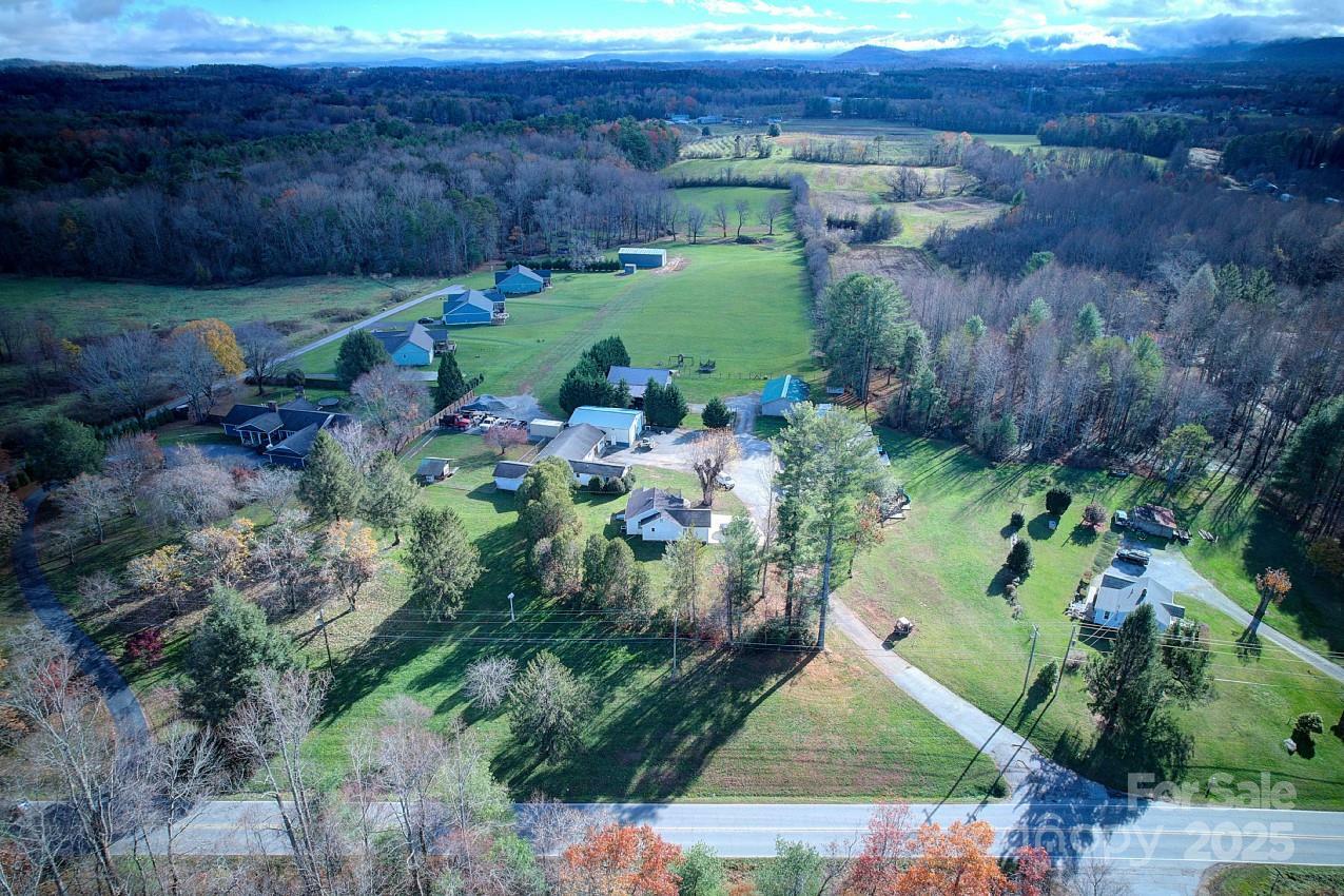 Property Photo:  41/49/60 Twin Elm Knoll  NC 28792 