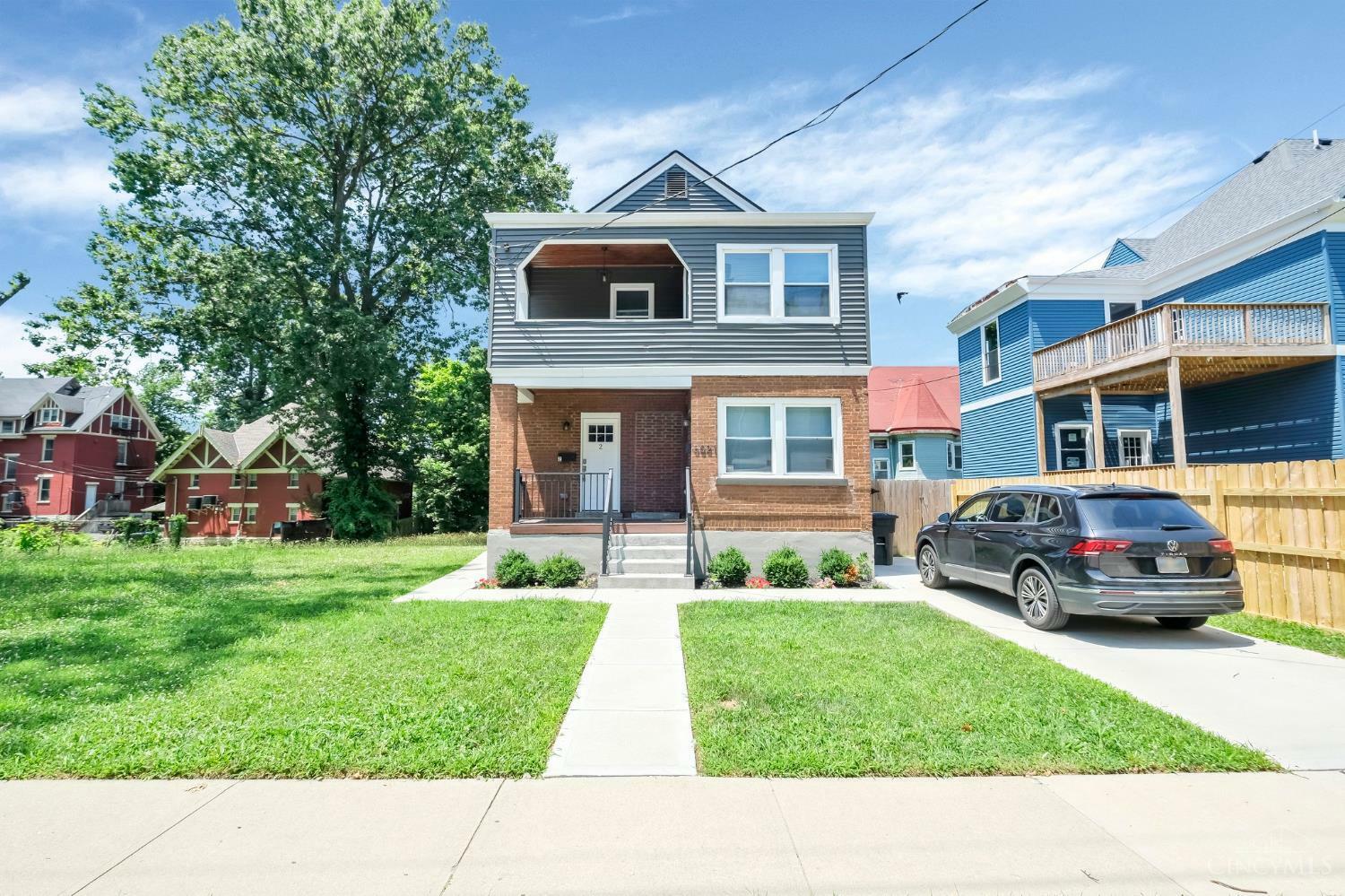 Property Photo: 3021 Melrose Avenue OH 45206