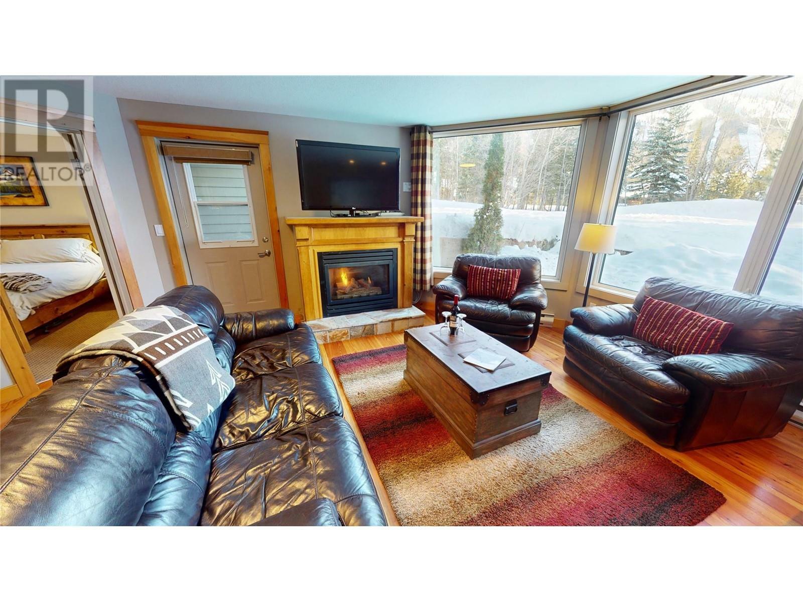 Property Photo:  4559 Timberline Crescent 203  BC V0B 1M6 