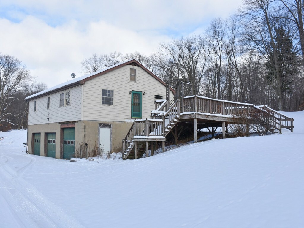 Property Photo:  379 Fairview Road  PA 16124 