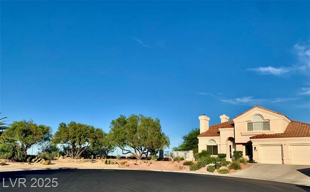 Property Photo:  1915 Hazeltine Court  NV 89074 