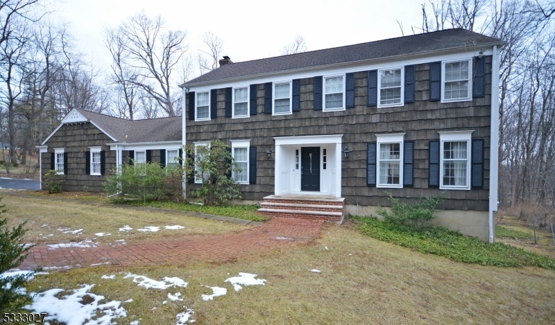 Property Photo: 601 Phillip Ln NJ 07069