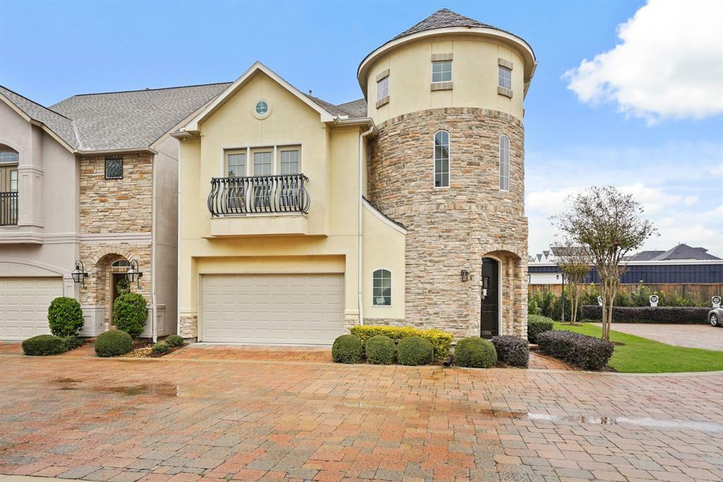 Property Photo:  11006 Sherwood Ridge Drive  TX 77043 