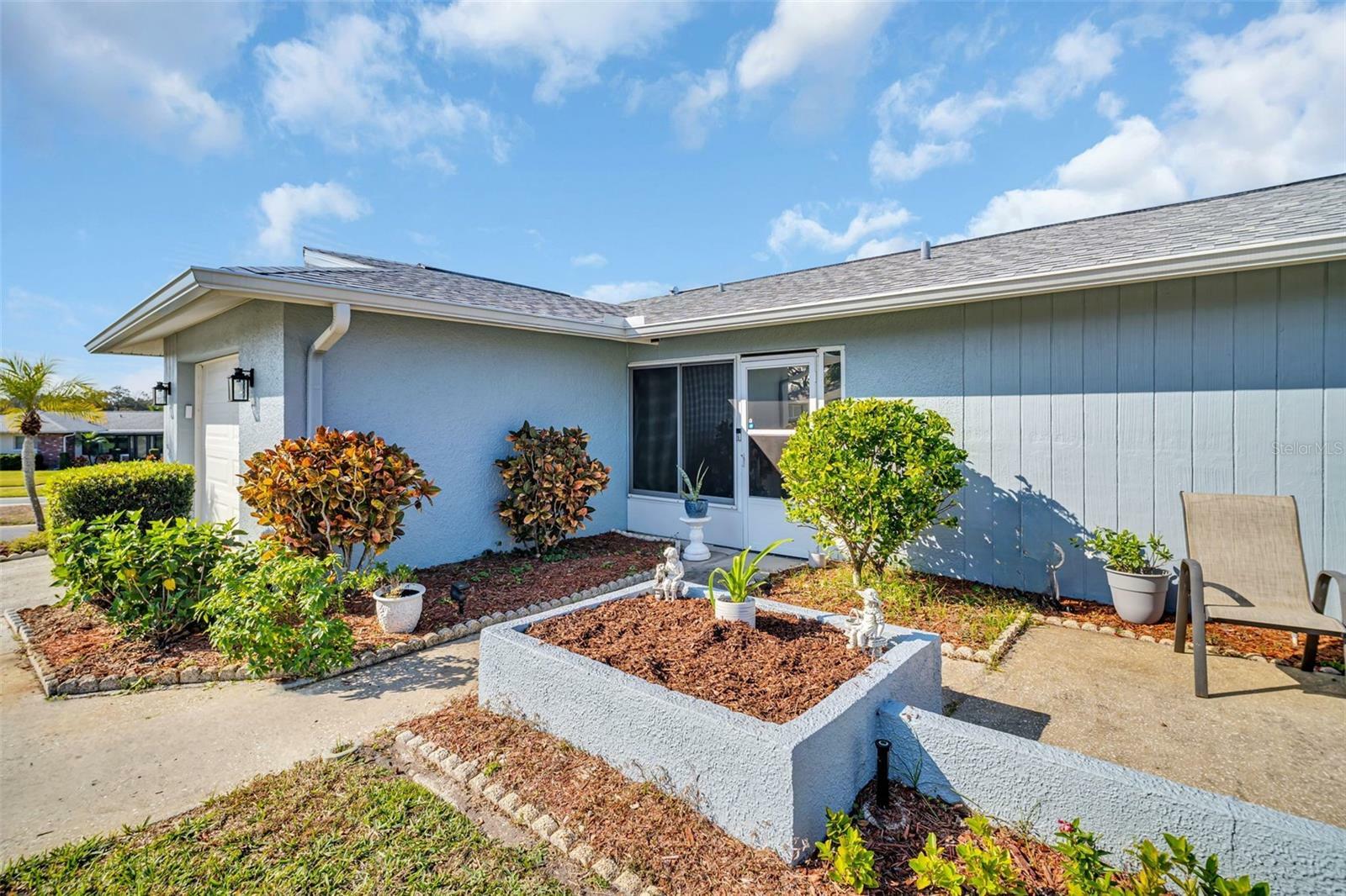 Property Photo: 1613 Heather Place FL 34684