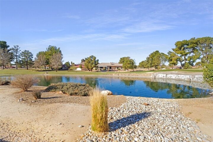 Property Photo:  27994 Hummingbird Lane  CA 92342 