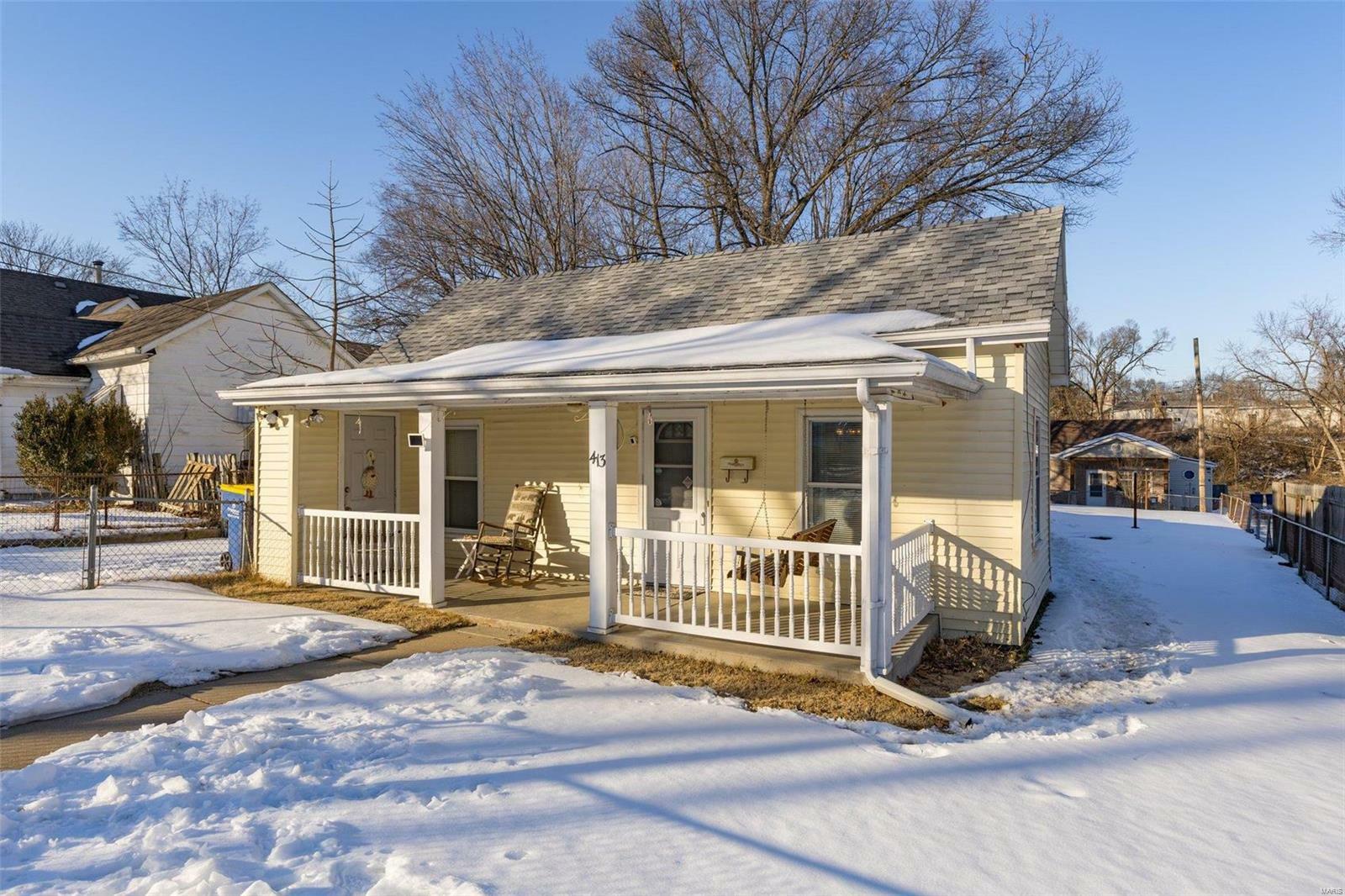 Property Photo:  413 S 4th Street  MO 63028 