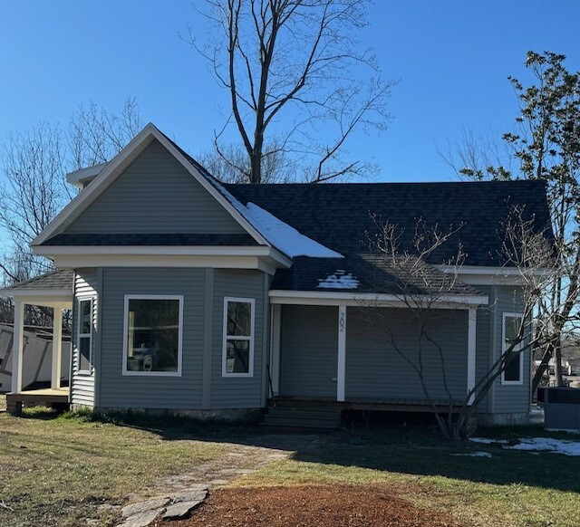 Property Photo:  202 S Pittman Street  AR 72753 