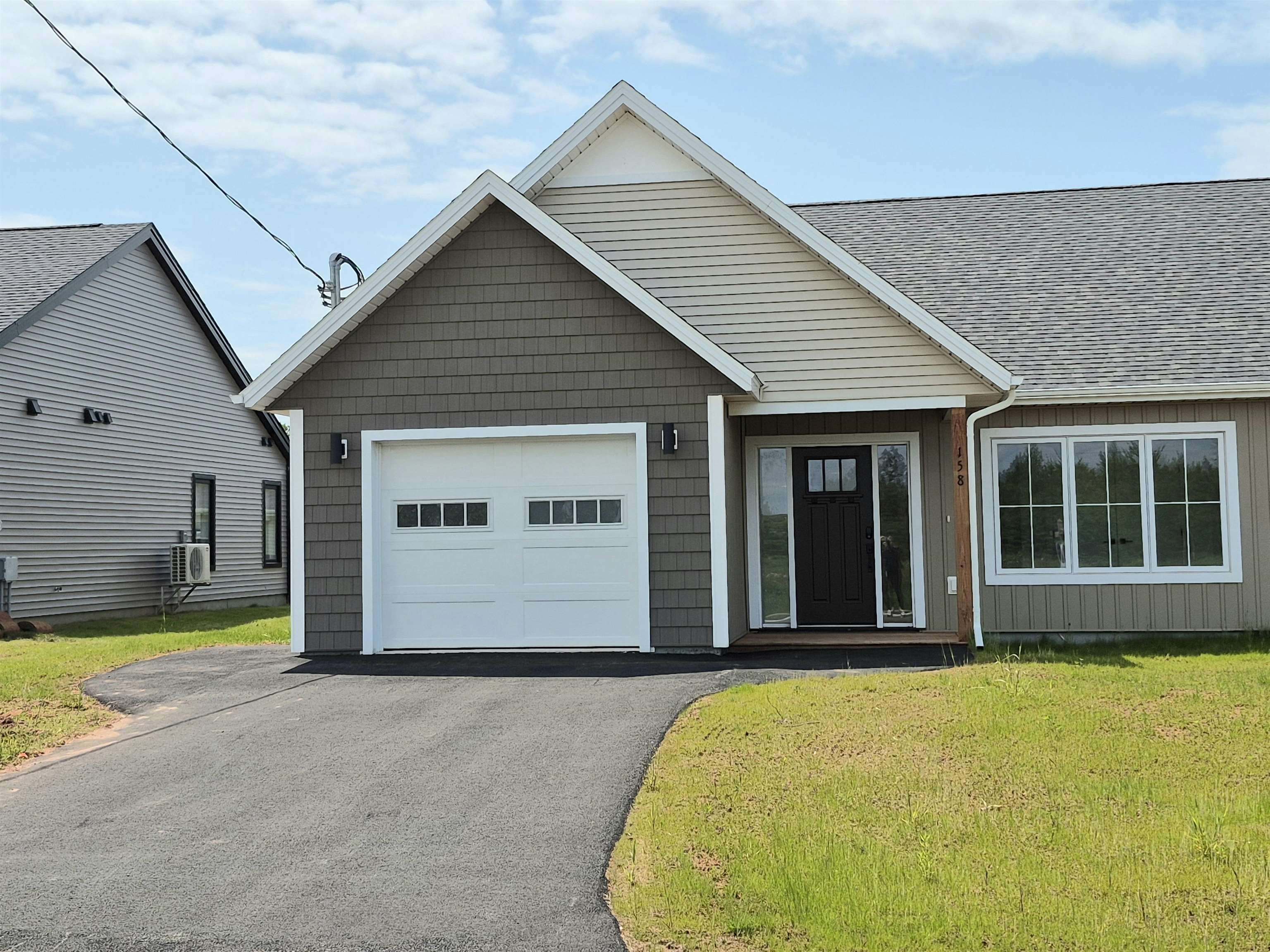 Property Photo: 158 Key Avenue PE C1N 6G3
