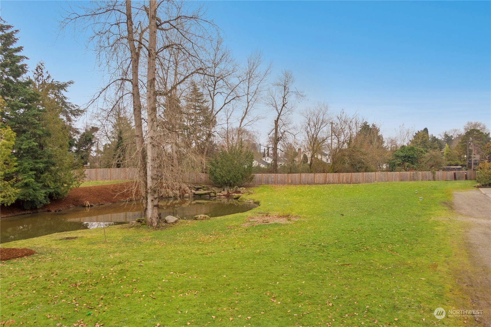 Property Photo: 2538 39th Avenue E 6 WA 98112