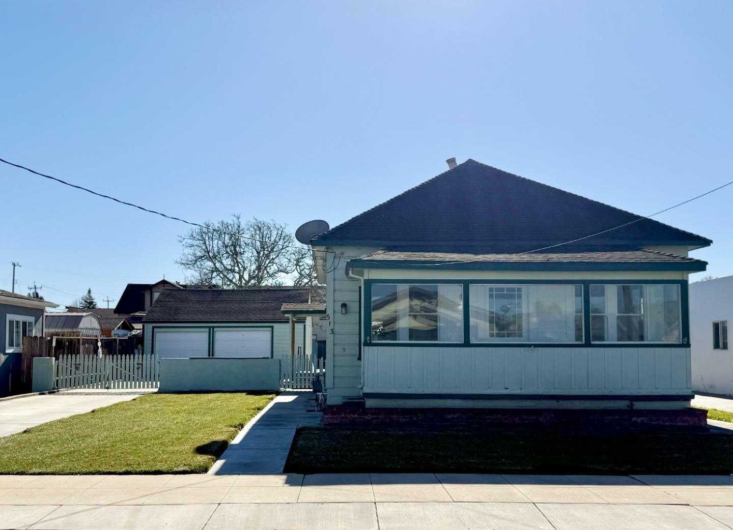 Property Photo:  313 Park Street  CA 93901 