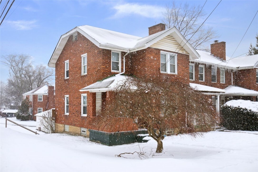 Property Photo:  839 Vankirk Street  PA 15025 