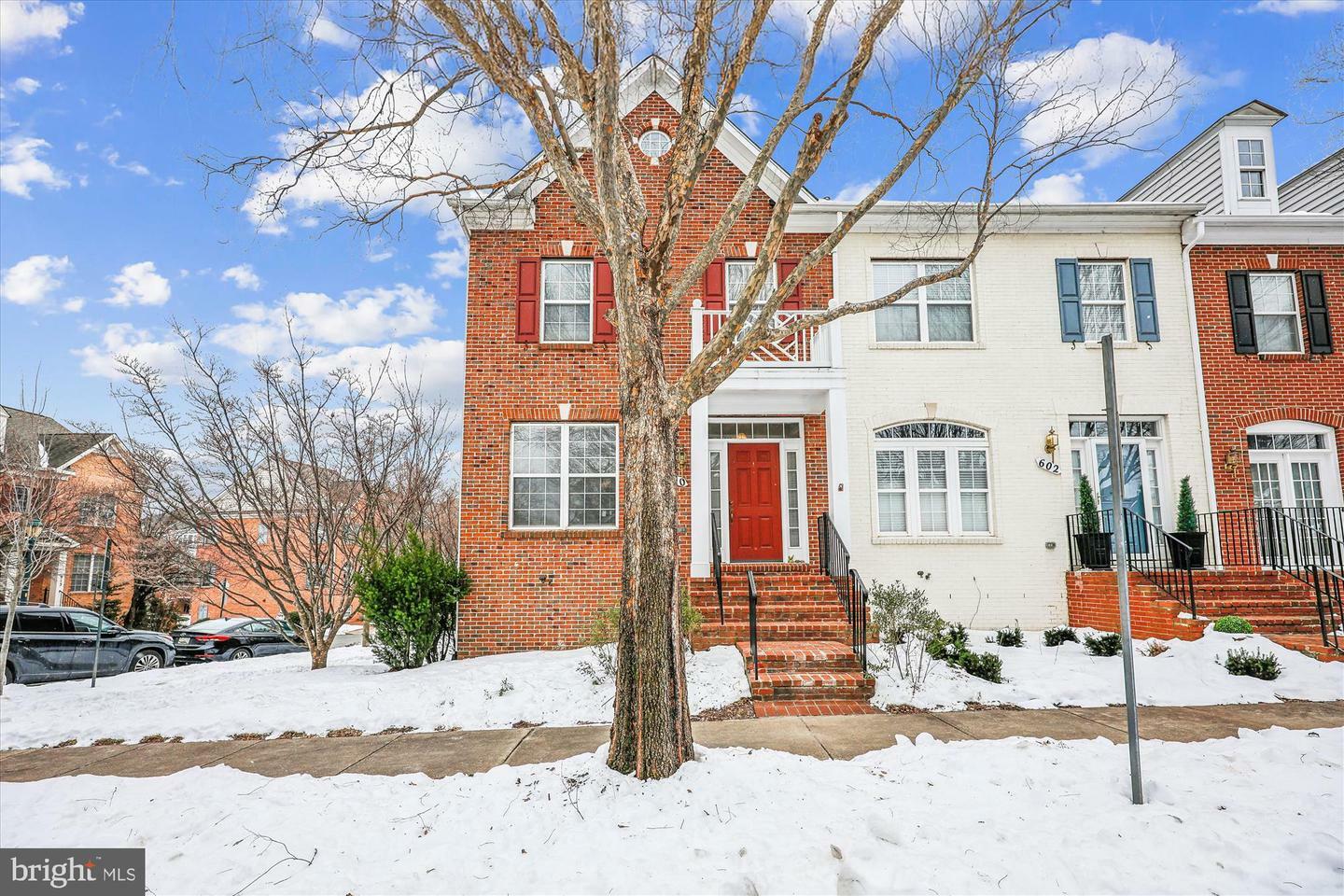 600 Garden View Square  Rockville MD 20850 photo