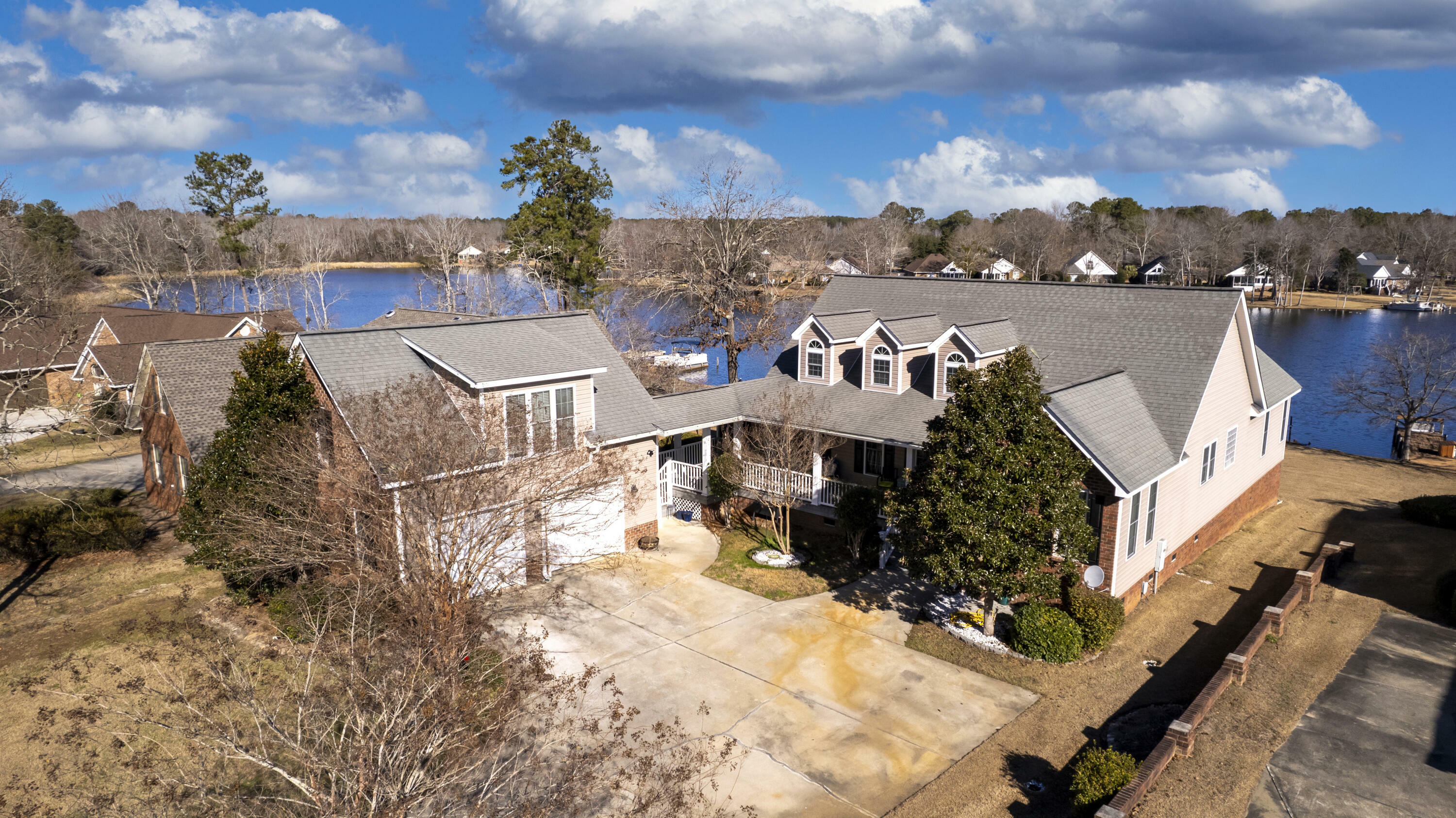 Property Photo: 5 Green Lake Drive SC 29102