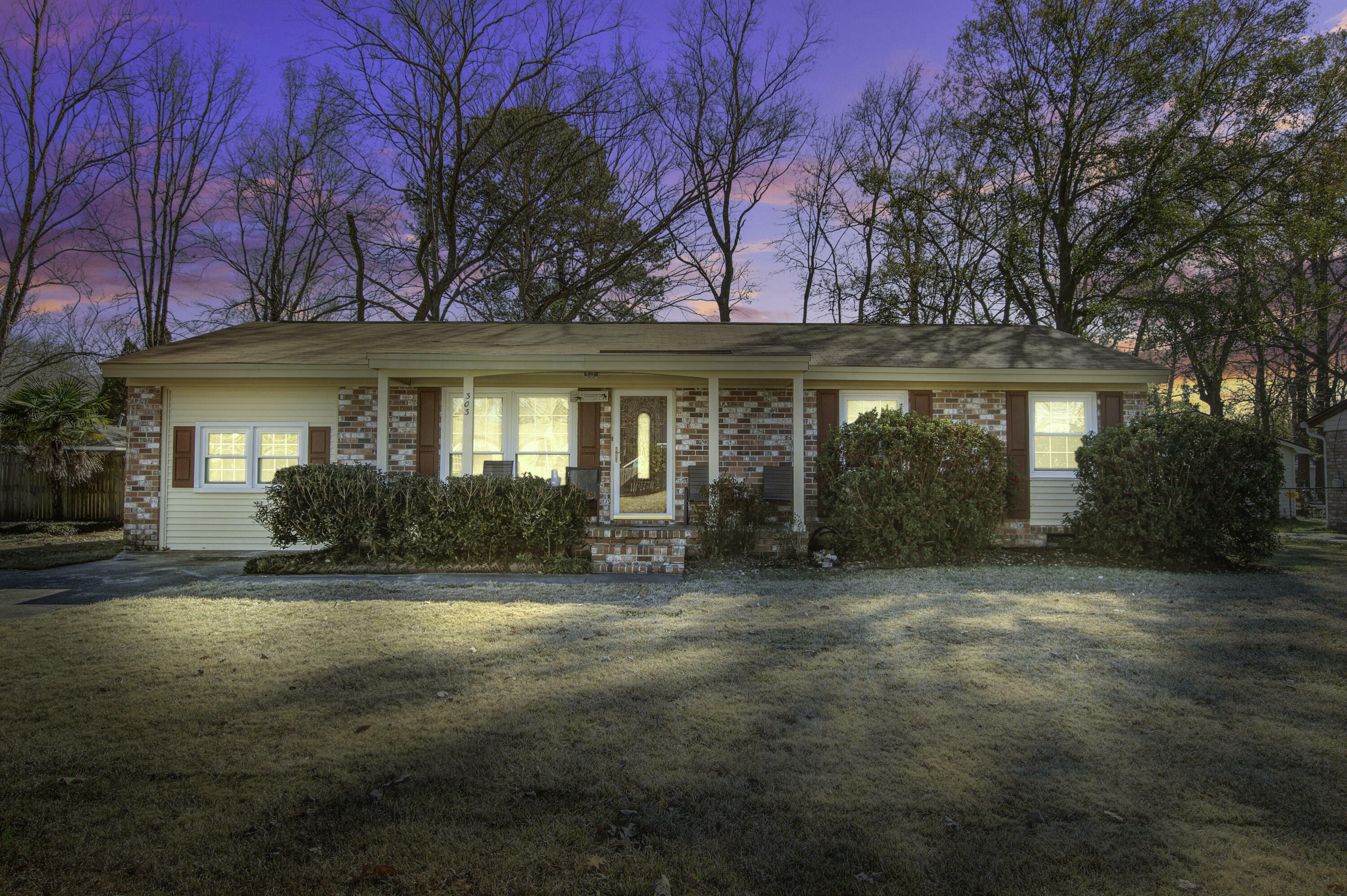 Property Photo:  303 Holly Avenue Avenue  SC 29445 