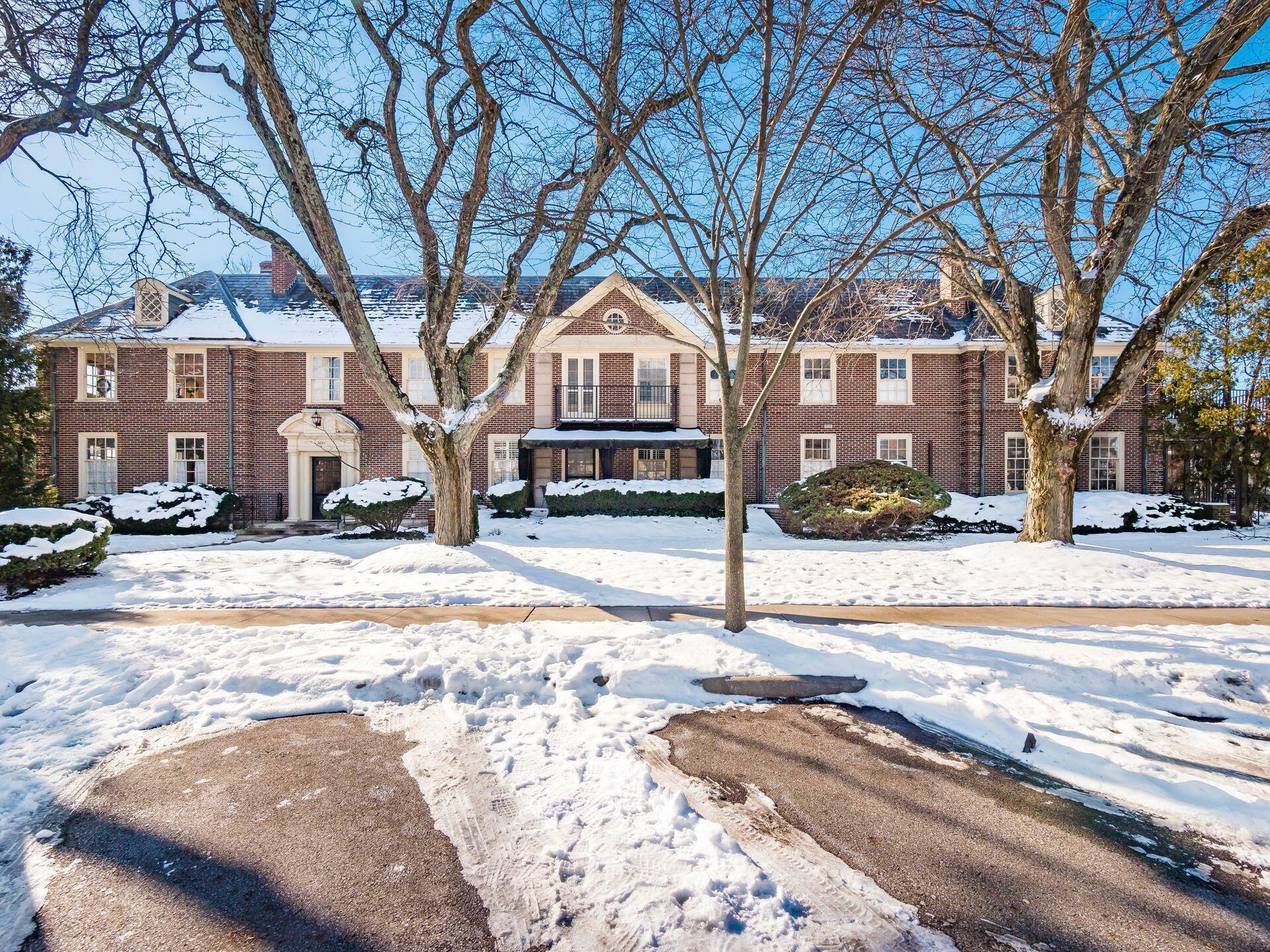 Property Photo:  2121 Arlington Avenue  OH 43221 