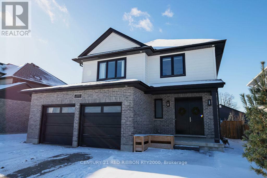 2555 Terry Fox Court  Strathroy-Caradoc (Mount Brydges) ON N0L 1W0 photo