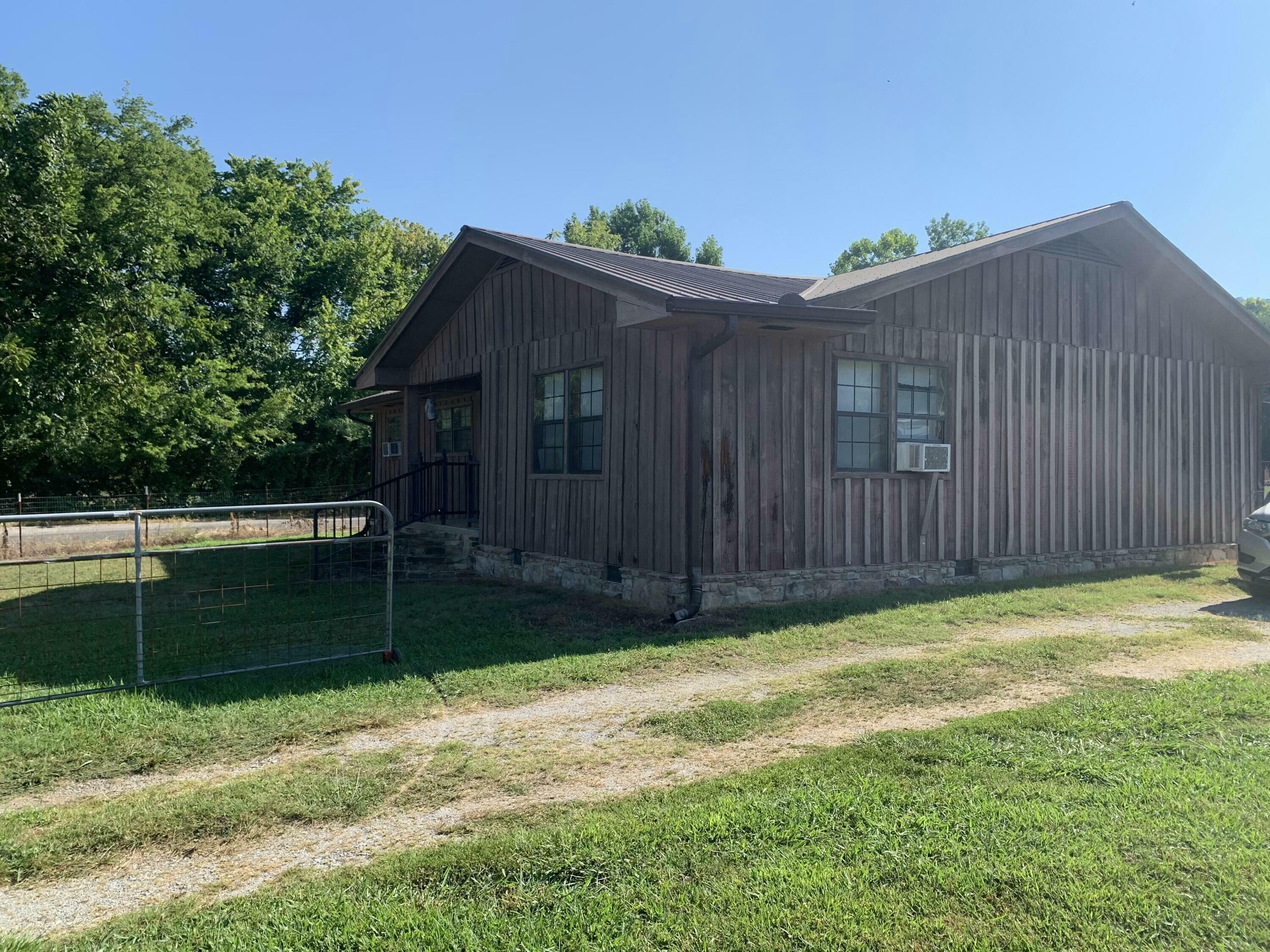 Property Photo: 158 Kelly Cove Road TN 37380