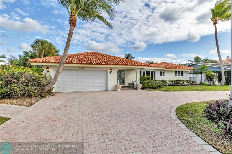 Property Photo:  5580 NE 31st Ave  FL 33308 