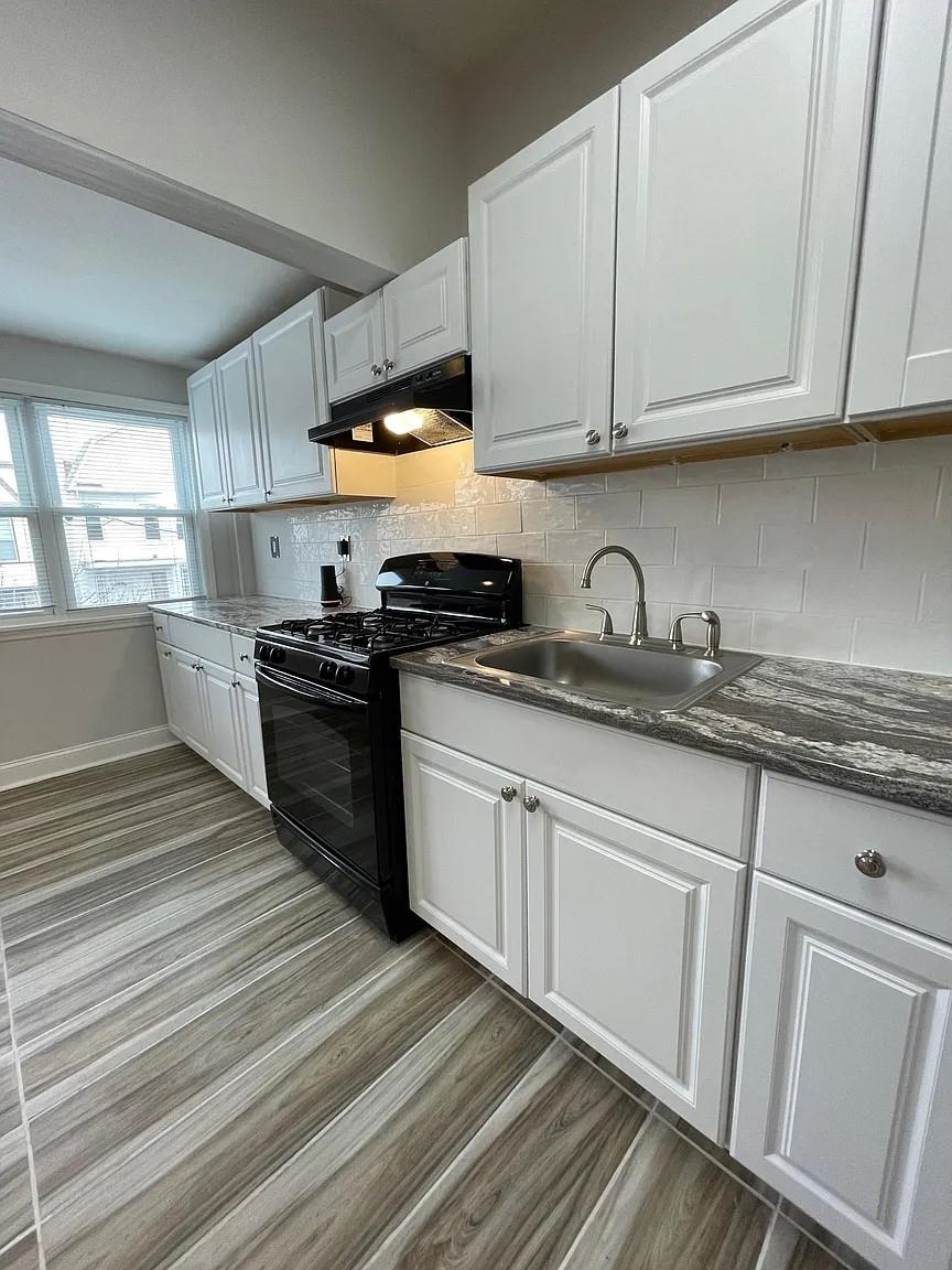 Property Photo:  273 Woodlawn Ave #2  NJ 07305 