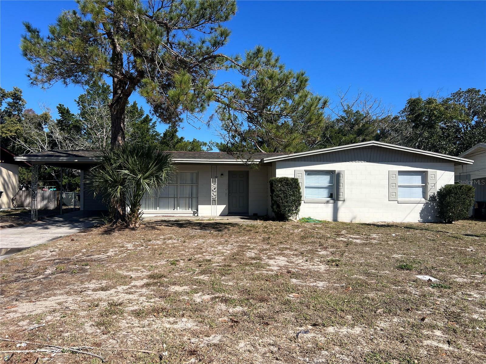 Property Photo:  5917 Wolf Road  FL 32808 