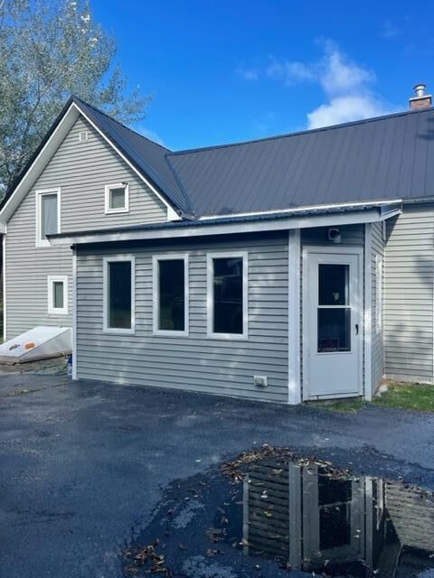 Property Photo:  466 Main Street  ME 04774 