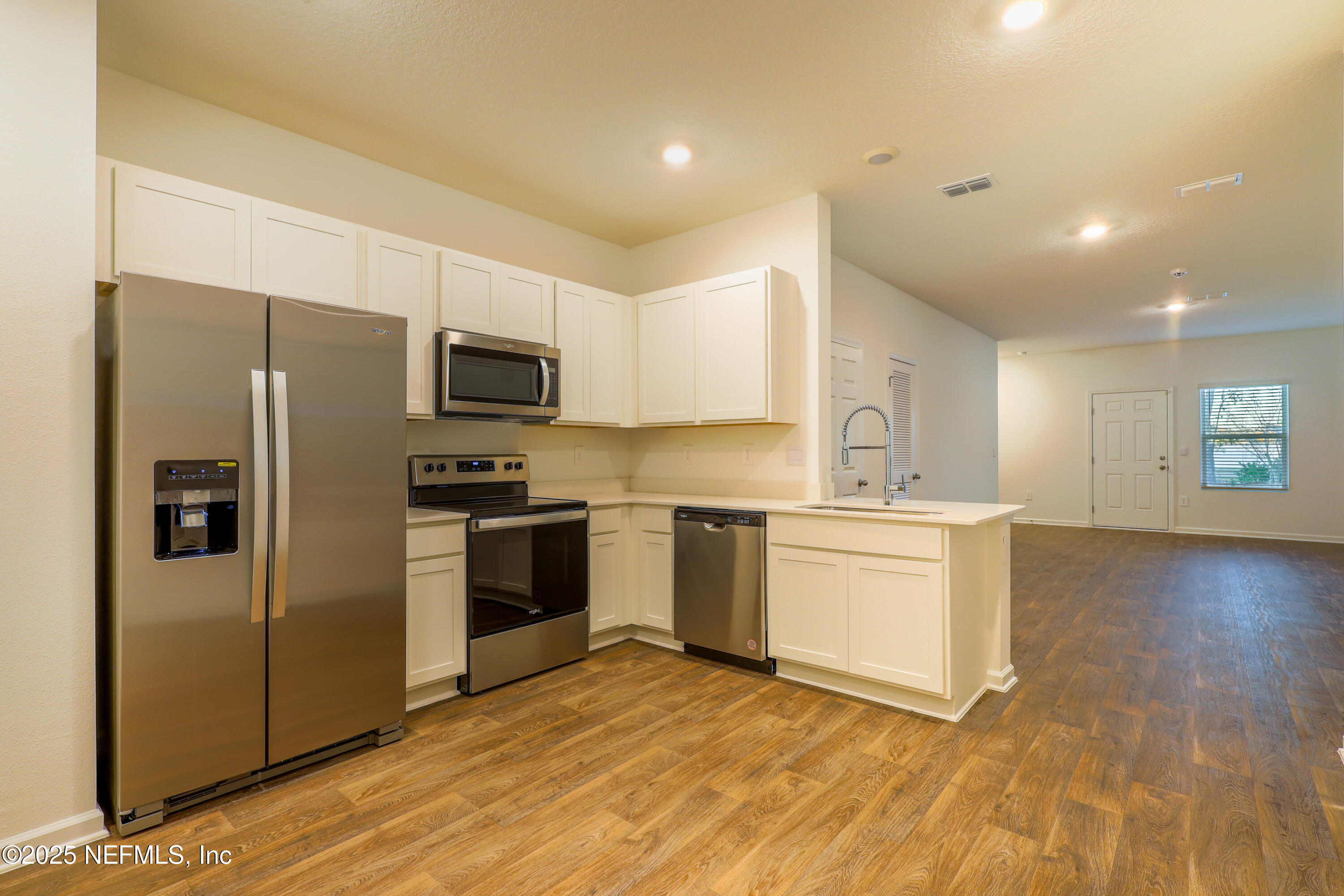 Property Photo:  3540 Prairie Wind Court  FL 32068 