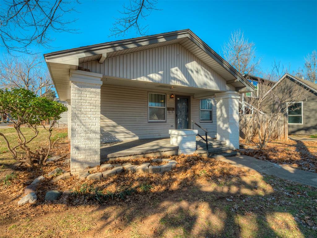 Property Photo:  828 S 16th Street  OK 73018 