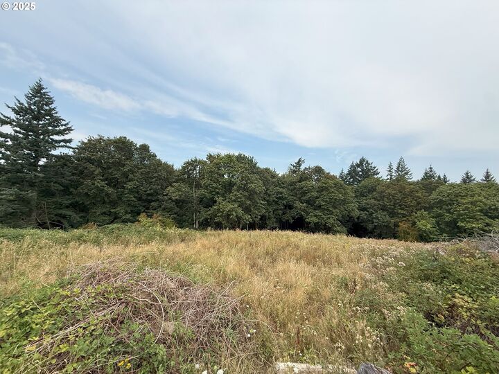 Property Photo: 12040 SE Mt Scott Blvd OR 97086