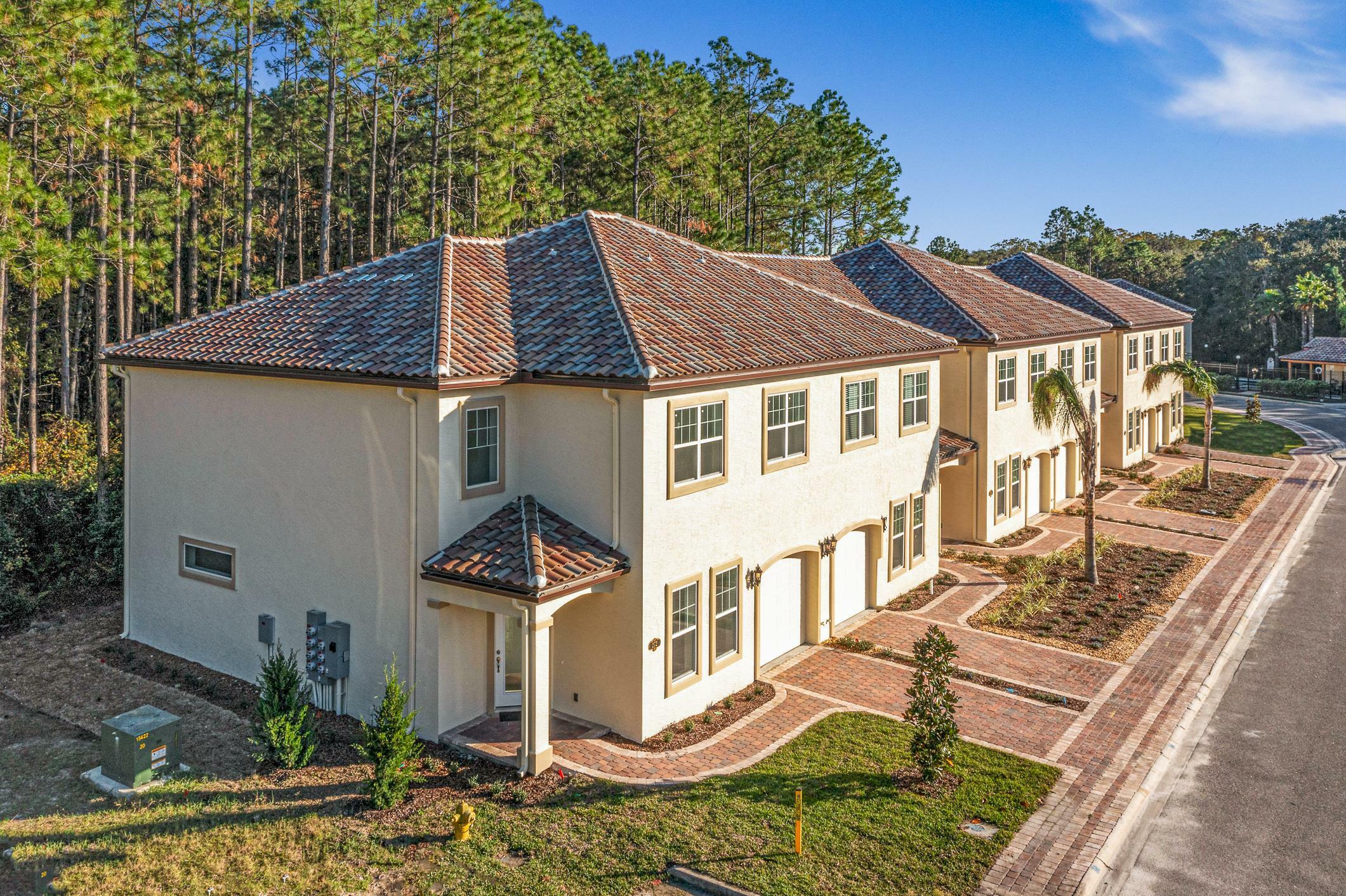 Property Photo: 264 Grand Ravine Drive FL 32086