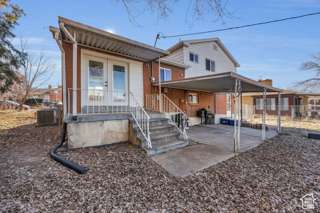 Property Photo:  926 E Harrop St S  UT 84404 