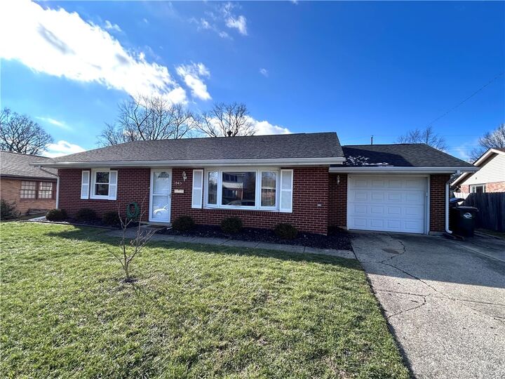1545 Burchwood Drive  Fairborn OH 45324 photo