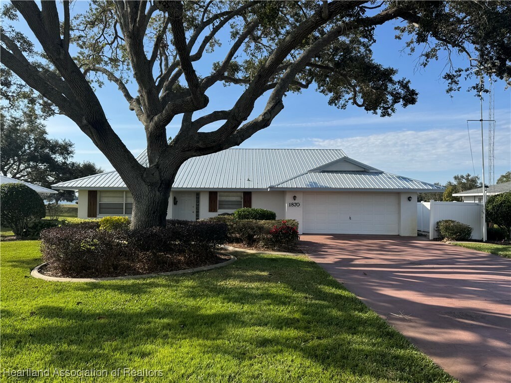 Property Photo:  1870 Hollyhurst Drive  FL 33825 