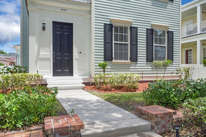 Property Photo: 3929 Corrine Drive FL 32814