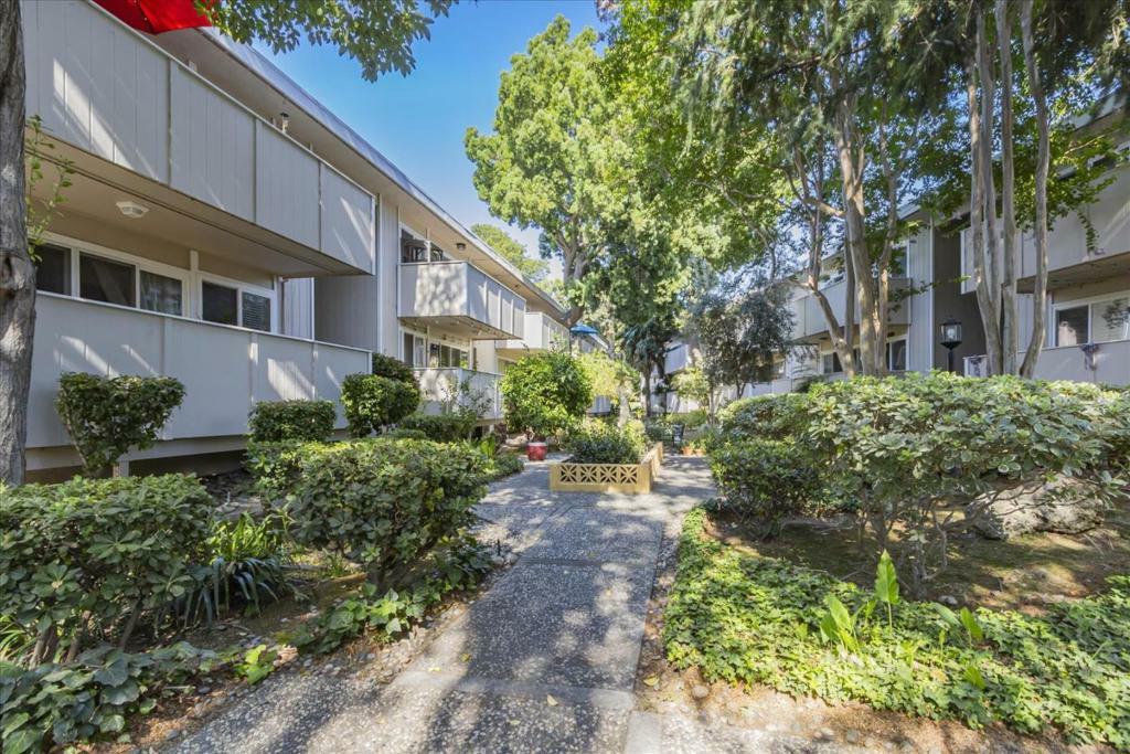 Property Photo:  1898 Meridian Avenue 43  CA 95125 