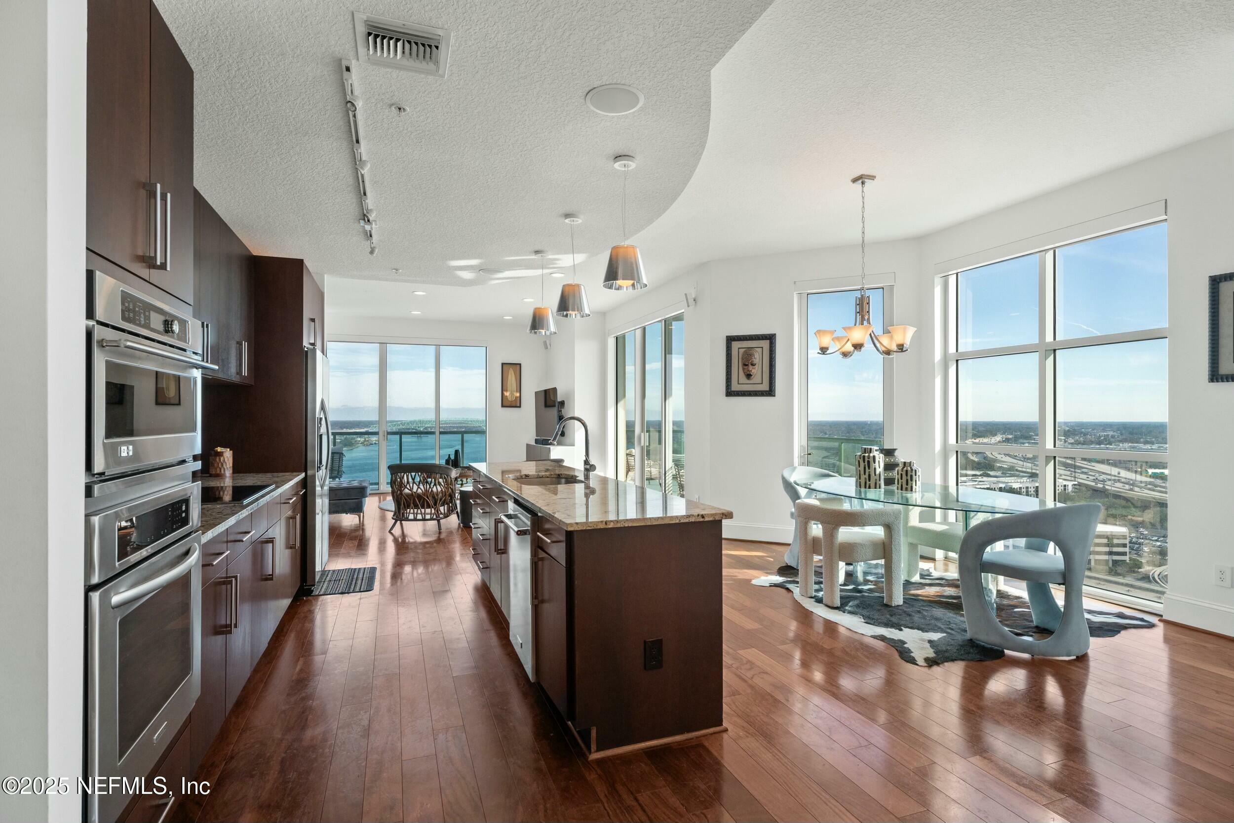 1431 Riverplace Boulevard 2310  Jacksonville FL 32207 photo