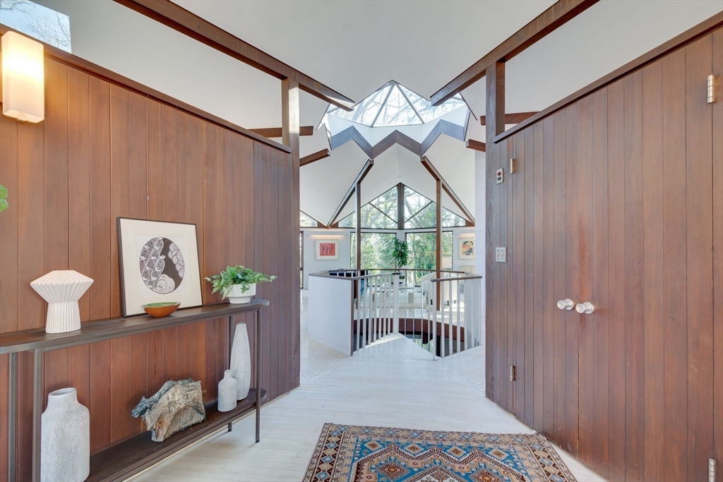 Property Photo:  20 Huckleberry Hill Road  MA 01773 